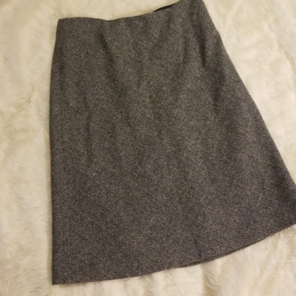 And Taylor wool skirt